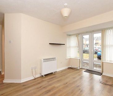 1 bedroom link detached house to rent - Photo 2