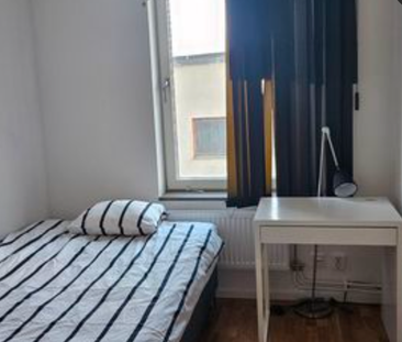 Aprilgatan, Göteborg - Photo 3