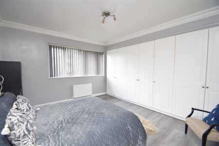 Kewferry Drive, Northwood, HA6 - Photo 2