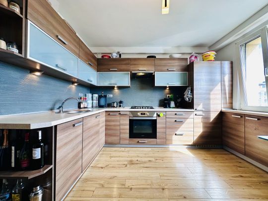 Komfortowa kawalerka w najlepszej części miasta - Zdjęcie 1