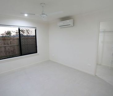 Your perfect balance of space, style & location in Kelso - Photo 4