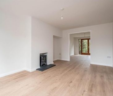 34 Knockvale Park, Ballyhackamore, Belfast, BT5 6HJ - Photo 3