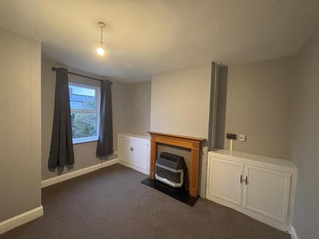2 bedroom terraced house to rent - Photo 3
