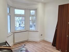 Room in a Shared House, Langham Road, N15 - Photo 2