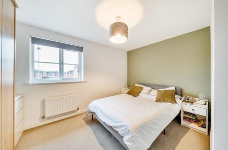 2 bedroom semi-detached house to rent - Photo 4