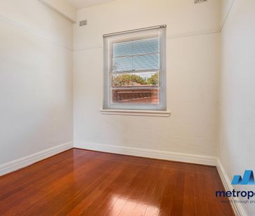 4/89 Addison Street, ELWOOD, VIC - Photo 3