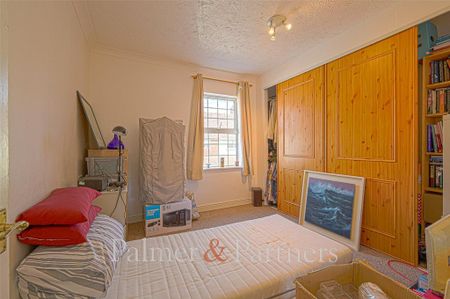 2 bedroom terraced house to rent - Photo 5