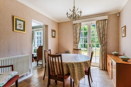 5 bedroom detached house to rent - Photo 3