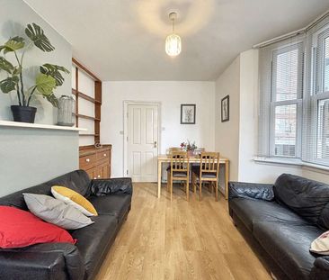 Duckett Road Room 2 - Photo 2