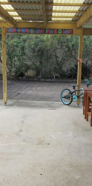 3-Bedroom Family Home in Quiet Cul-de-Sac - Photo 1