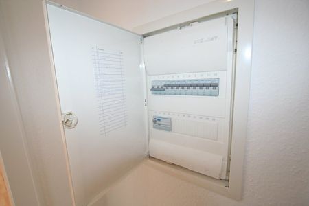 "Energiesparwohnung" mit Südbalkon in toller Grünanlage! - Photo 3