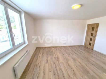 Hezký byt 1+kk Zlín - Malenovice, nevybavený - Photo 2
