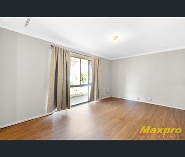 14 Parer Close, Thornlie, WA 6108 - Photo 2