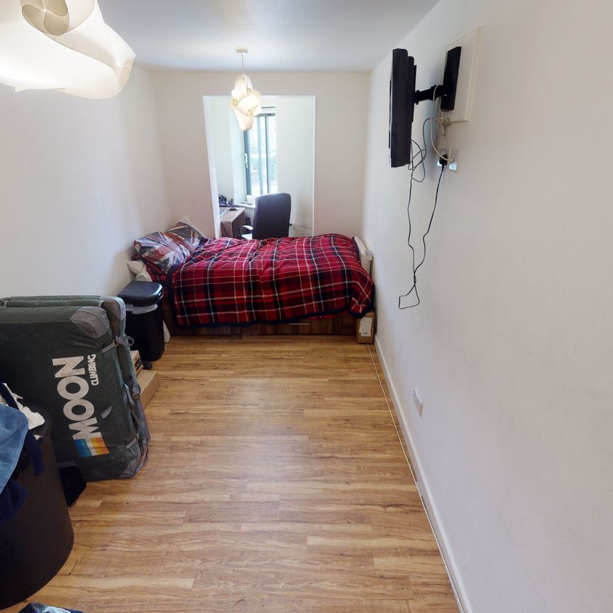 Student Properties to Let - Photo 1