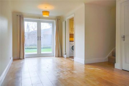 3 bedroom end of terrace house to rent - Photo 5