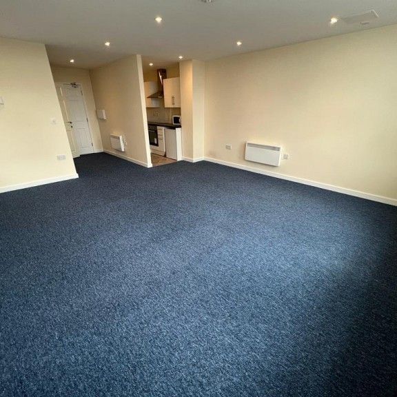 Holmsdale Road, Coventry, CV6 5JP - Photo 1