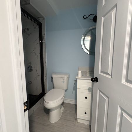 For Lease - 1816 Silverstone Crescent, Oshawa, Ontario - Photo 4