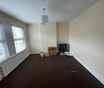 1 bedroom house of multiple occupation to rent - Photo 3