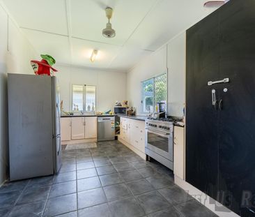 Fully fenced with garage and rumpus room - Photo 6