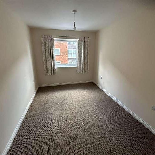 Chain Court, Old Town, SN1 - Photo 1