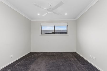 MODERN COMFORT MEETS FAMILY LIVING - Photo 2