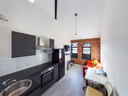 Studio to rent - Photo 5