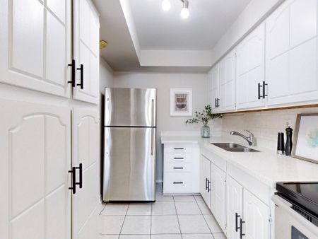 For Lease - 165 Cherokee Boulevard Unit# 290, Toronto, Ontario - Photo 2