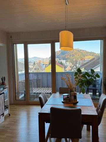 Startwohnungen für Jungfamilien - 3-Zimmer-Wohnung im 2. Obergeschoss mit Balkon - Photo 4