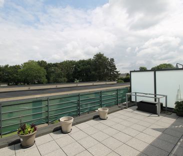 Een appartement op de 1ste verdieping met 2 slaapkamers, terras en ... - Foto 6