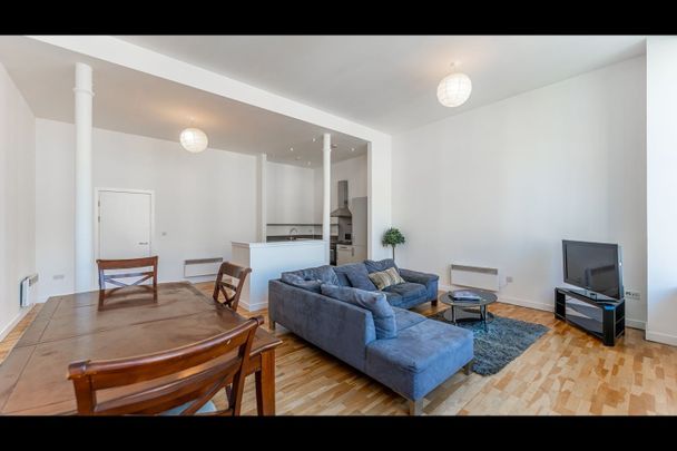 1 Bed Flat, Mitchell Street, G1 - Photo 1