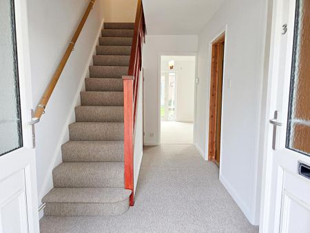 3 bedroom house to rent - Photo 2