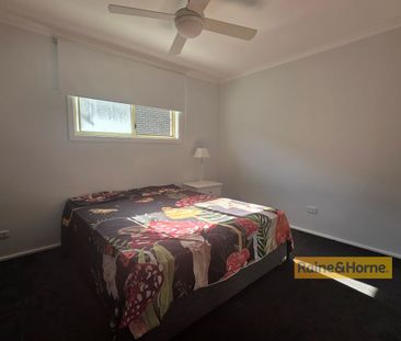 NEWLY RENOVATED FAMILY HOME - Photo 6
