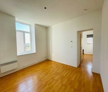 Location Appartement 1 pièce 31m² - Photo 3