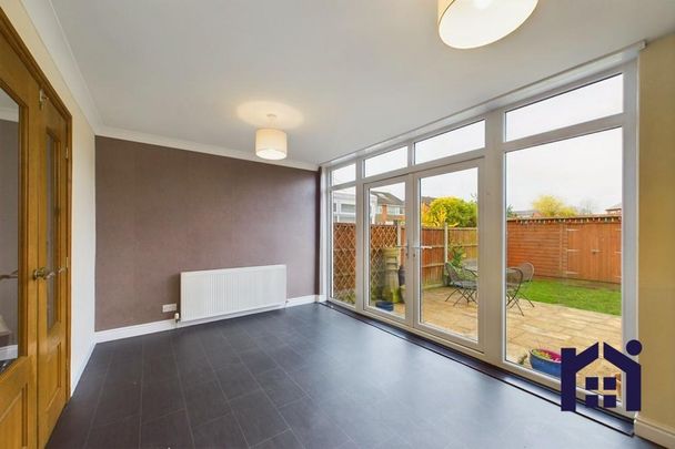 3 bedroom semi-detached house to rent - Photo 1