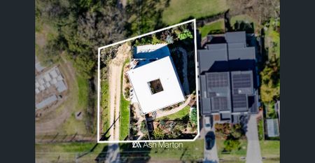 An Architectural Masterpiece - Photo 3