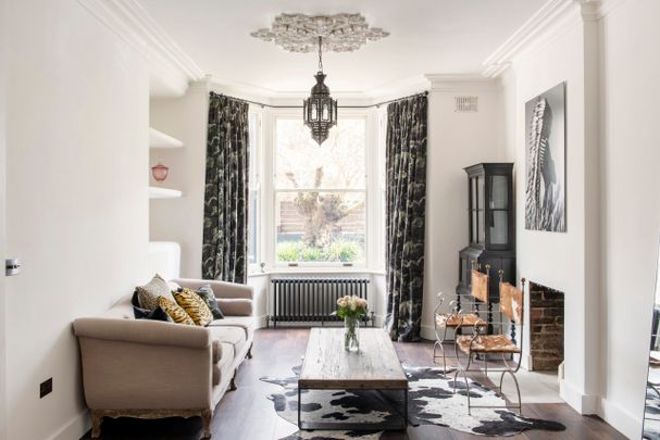 Godolphin Road - Photo 1