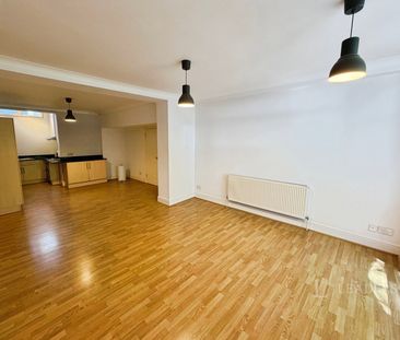 2 bedroom apartment to rent Queens Terrace, Southampton, Hampshire,... - Photo 4