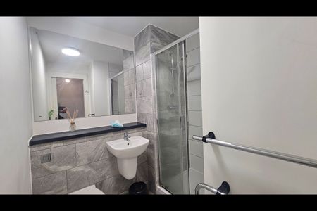 Studio Flat, Nation Way, L1 - Photo 4