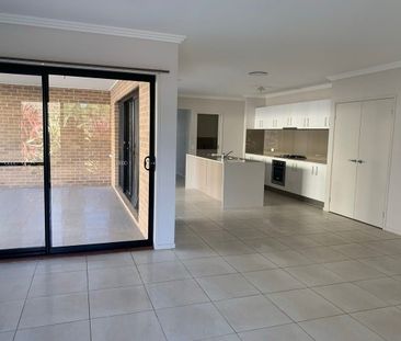 Family Home - Photo 2