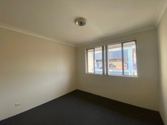 “Renovated 2 Bedroom Unit in Liverpool” - Photo 1