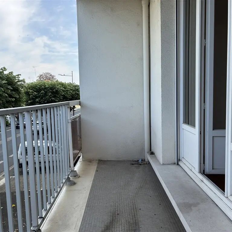 Location appartement 4 pièces - 91m² à Chateauroux (36000) - Photo 1
