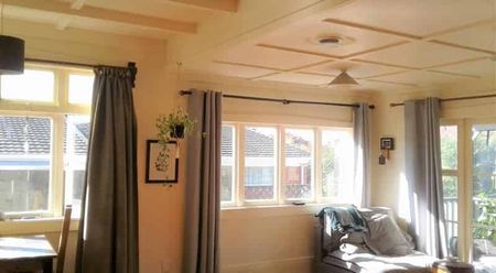 Gorgeous in Glenholme - Photo 2