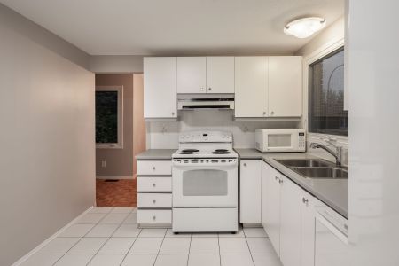 For Lease - 109 Woodfield Drive, Tanglewood - Grenfell Glen - Pineglen, Ontario - Photo 4