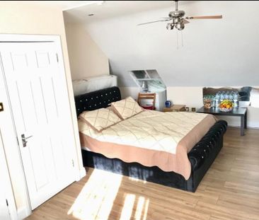 1 bedroom in a house share to rent - Photo 3