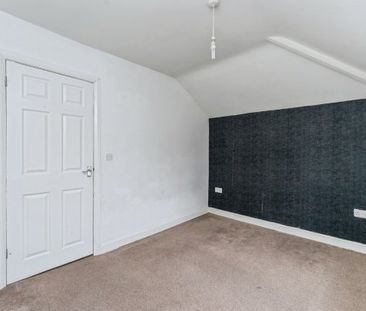 Stamford Street, Ellesmere Port - Photo 3