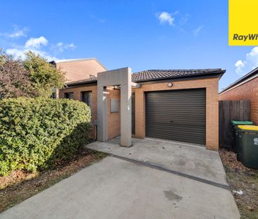 11 Ian Nicol Street, Watson ACT 2602 - Townhouse For Rent | Domain - Photo 4