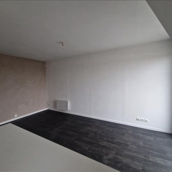 2 pièces - 36,71 m² - 3ème étage - Colocation non autorisée - Photo 1