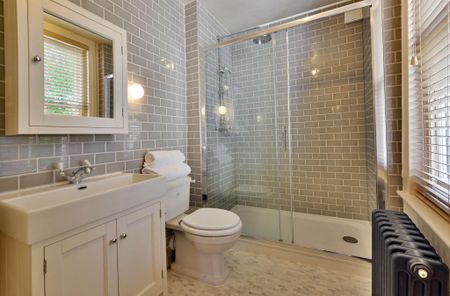 5 bedroom terraced house to rent - Photo 4