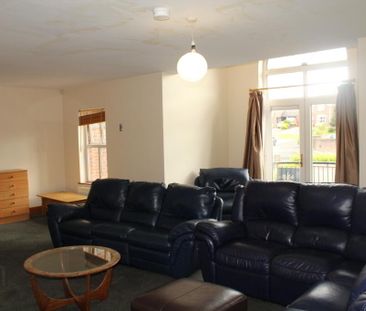 STUDENT LET 2026/27, 7 Millstone Court, Portstewart, BT55 7GT - Photo 1
