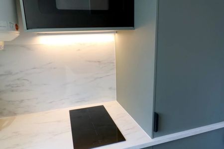 APPARTEMENT 1PIECE - RUE DE L'ANNONCIATION 75116 - Photo 2